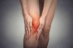 dolor en la rodilla debido a artrosis